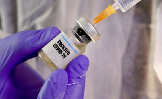 5 người gặp phản ứng phụ khi tham gia thử nghiệm 2 loại vaccine Covid-19 h&agrave;ng đầu tại Mỹ