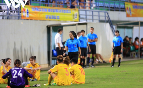 Bỏ ngang trận đấu, đội nữ H&agrave; Nam bị xử thua 0-3, HLV bị cấm hoạt động b&oacute;ng đ&aacute; 5 năm