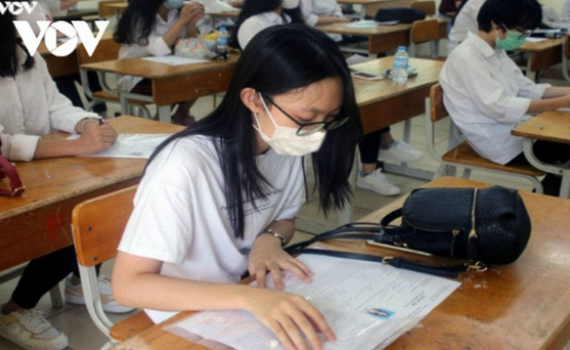 Điểm tr&uacute;ng tuyển thấp nhất của ĐH Kinh tế quốc d&acirc;n l&agrave; 24.50
