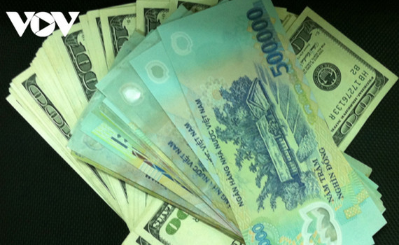 Gi&aacute; USD tại c&aacute;c ng&acirc;n h&agrave;ng thương mại tăng nhẹ