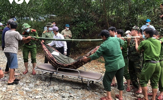 Thủ tướng cấp bằng &ldquo;Tổ quốc ghi c&ocirc;ng&rdquo; cho 13 liệt sĩ tại Thủy điện R&agrave;o Trăng 3