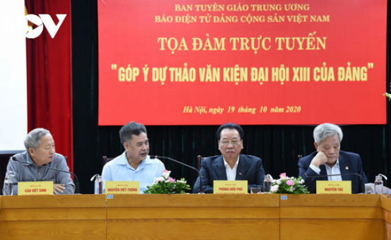 Tọa đ&agrave;m trực tuyến "G&oacute;p &yacute; dự thảo văn kiện Đại hội XIII của Đảng"
