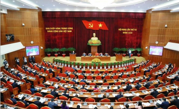 Ng&agrave;y l&agrave;m việc thứ hai Hội nghị Trung ương 4, kh&oacute;a XIII: Cho &yacute; kiến về B&aacute;o c&aacute;o kết quả 5 năm thực hiện Nghị quyết số 04-NQ/TW