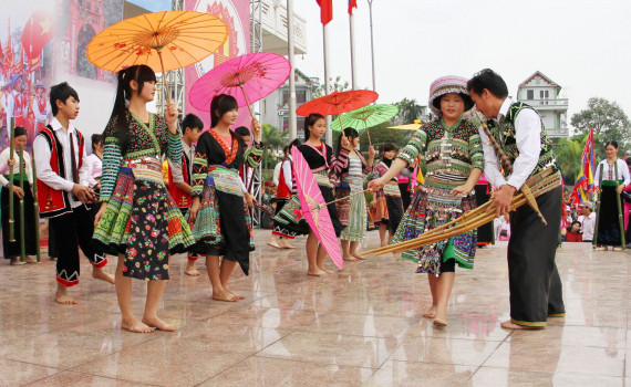 Chủ trương đường lối của Đảng về c&ocirc;ng t&aacute;c d&acirc;n tộc trong Văn kiện Đại hội lần thứ XIII của Đảng v&agrave; giải ph&aacute;p thực hiện