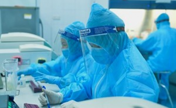 TP. Nam Định b&ugrave;ng ph&aacute;t ổ dịch rất phức tạp, li&ecirc;n quan đến nhiều trường học, si&ecirc;u thị, nh&agrave; h&agrave;ng, doanh nghiệp,&hellip;