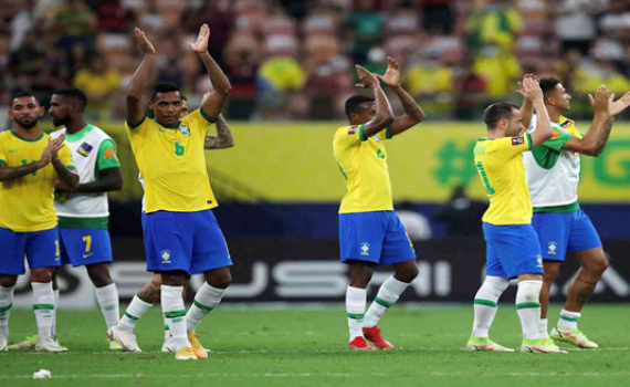 V&ograve;ng loại World Cup 2022: Brazil đại thắng 4-1 trước Uruguay