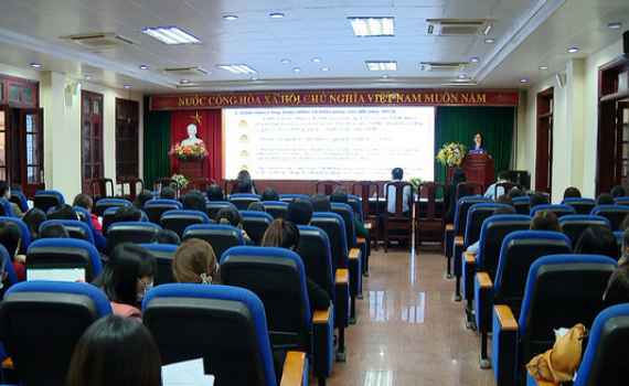 LĐLĐ th&agrave;nh phố Ninh B&igrave;nh triển khai thực hiện Nghị quyết 02 của Bộ Ch&iacute;nh trị