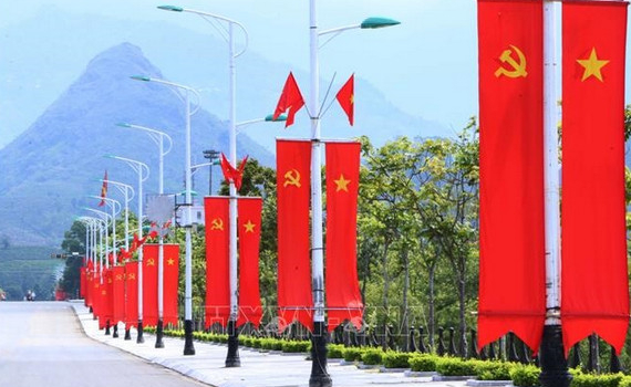 Sắp đến hạn gửi b&agrave;i dự thi Giải B&uacute;a liềm v&agrave;ng