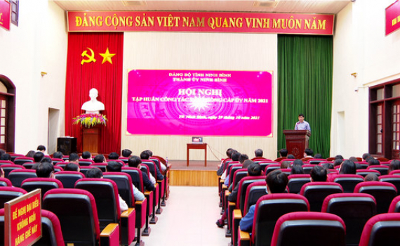 Th&agrave;nh ủy Ninh B&igrave;nh tập huấn c&ocirc;ng t&aacute;c Văn ph&ograve;ng cấp ủy