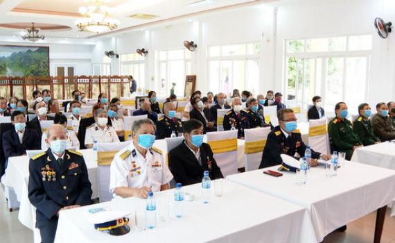 Kỷ niệm 60 năm ng&agrave;y truyền thống Đường Hồ Ch&iacute; Minh tr&ecirc;n biển