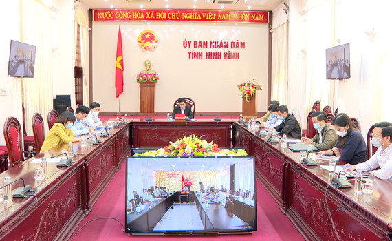 Khai th&aacute;c thủy sản th&iacute;ch ứng, ph&ograve;ng chống dịch Covid-19