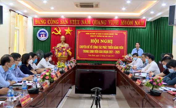 Hội nghị chuy&ecirc;n đề về c&ocirc;ng t&aacute;c ph&aacute;t triển đảng vi&ecirc;n trong sinh vi&ecirc;n
