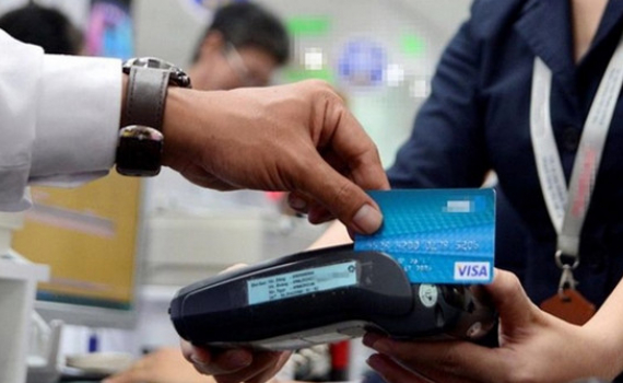 Ph&ecirc; duyệt Đề &aacute;n ph&aacute;t triển thanh to&aacute;n kh&ocirc;ng d&ugrave;ng tiền mặt tại Việt Nam giai đoạn 2021-2025