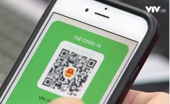 Thận trọng khi tải m&atilde; QR thẻ Covid-19 l&ecirc;n mạng x&atilde; hội