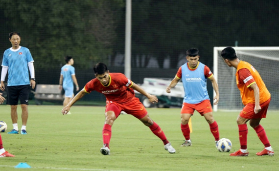 HLV Park Hang-seo sang UAE c&ugrave;ng ĐT U23 Việt Nam hướng tới V&ograve;ng loại U23 ch&acirc;u &Aacute; 2022