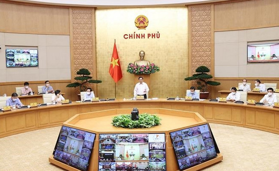 Thủ tướng: Người d&acirc;n kiềm chế, kh&ocirc;ng di chuyển tự ph&aacute;t l&agrave;m l&acirc;y lan dịch bệnh