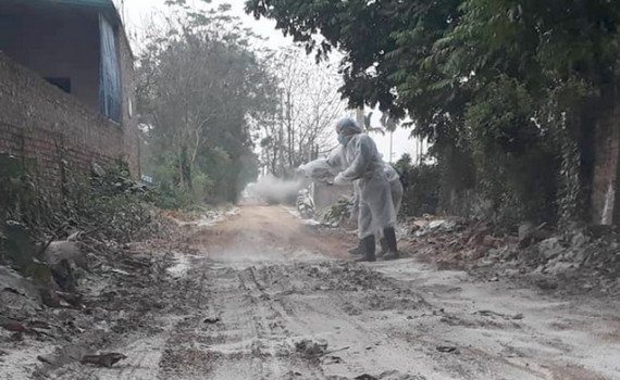 Tập trung triển khai c&aacute;c biện ph&aacute;p ph&ograve;ng, chống dịch bệnh gia s&uacute;c, gia cầm