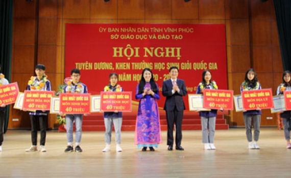 L&ugrave;i thời gian tổ chức thi chọn học sinh giỏi quốc gia