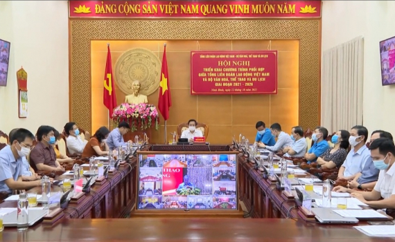 X&acirc;y dựng đời sống văn ho&aacute; trong c&ocirc;ng chức, vi&ecirc;n chức, c&ocirc;ng nh&acirc;n lao động