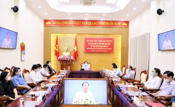 Hội thảo ph&aacute;t triển địa phương &ldquo;Phục hồi kinh tế, th&iacute;ch ứng linh hoạt, an to&agrave;n với đại dịch Covid-19&rdquo;