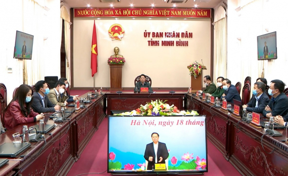 Gặp mặt đại diện lực lượng y tế tuyến đầu ph&ograve;ng, chống dịch