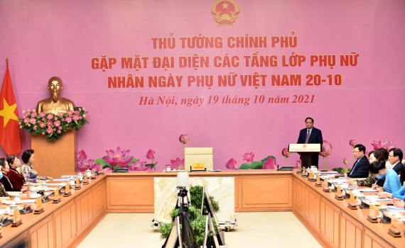Thủ tướng Phạm Minh Ch&iacute;nh: C&ograve;n nhiều việc phải l&agrave;m để chị em phụ nữ c&oacute; cuộc sống tốt đẹp hơn