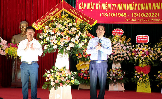 Y&ecirc;n M&ocirc;, Nho Quan gặp mặt kỷ niệm ng&agrave;y Doanh nh&acirc;n Việt Nam