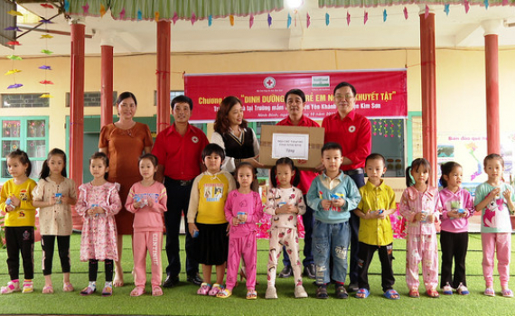 Chương tr&igrave;nh &ldquo;Dinh dưỡng cho trẻ em ngh&egrave;o, khuyết tật&rdquo; tại huyện Kim Sơn v&agrave; Y&ecirc;n Kh&aacute;nh