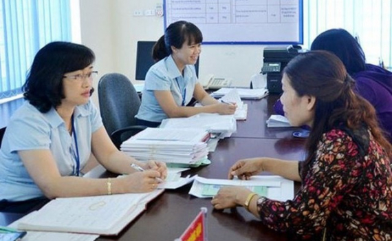 Quy định về nghỉ hưu ở tuổi cao hơn đối với c&aacute;n bộ, c&ocirc;ng chức giữ chức vụ l&atilde;nh đạo, quản l&yacute;