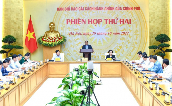Thủ tướng: Trong l&uacute;c kh&oacute; khăn n&agrave;y, cần khơi th&ocirc;ng c&aacute;c nguồn lực, giảm chi ph&iacute; cho người d&acirc;n v&agrave; doanh nghiệp