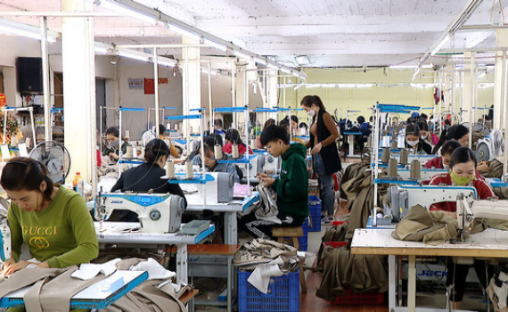 C&aacute;c doanh nghiệp tr&ecirc;n địa b&agrave;n tỉnh Ninh B&igrave;nh đẩy mạnh hoạt động sản xuất những th&aacute;ng cuối năm