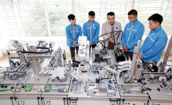 Ban h&agrave;nh Nghị định quy định xử phạt vi phạm h&agrave;nh ch&iacute;nh trong lĩnh vực gi&aacute;o dục nghề nghiệp