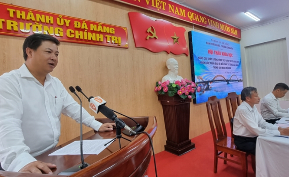 N&acirc;ng cao chất lượng tuy&ecirc;n truyền bảo vệ nền tảng tư tưởng của Đảng