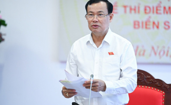 Thẩm tra dự thảo Nghị quyết của Quốc hội về th&iacute; điểm cấp quyền lựa chọn sử dụng biển số &ocirc; t&ocirc; th&ocirc;ng qua đấu gi&aacute;