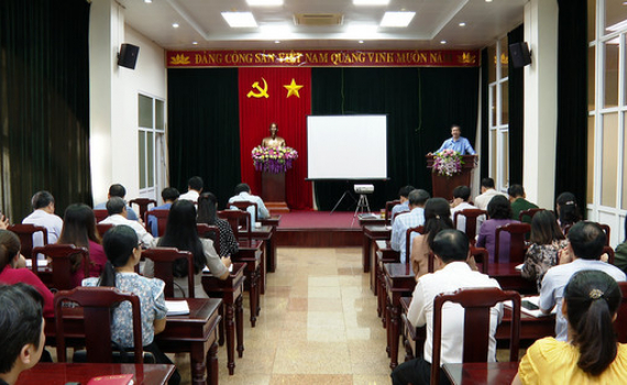Ban Tuy&ecirc;n gi&aacute;o Tỉnh uỷ tổ chức hội nghị B&aacute;o c&aacute;o vi&ecirc;n th&aacute;ng 10 