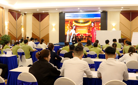 Sở Du lịch tổ chức lớp bồi dưỡng nghiệp vụ lễ t&acirc;n 