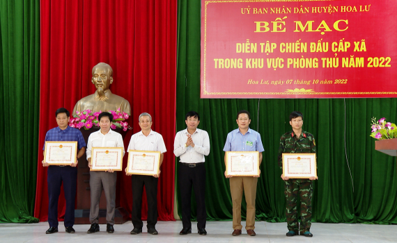 Hoa Lư tổ chức th&agrave;nh c&ocirc;ng diễn tập chiến đấu x&atilde; trong khu vực ph&ograve;ng thủ