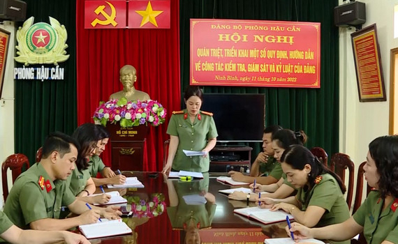  Ủy ban Kiểm tra Đảng ủy C&ocirc;ng an tỉnh thực hiện hiệu quả c&ocirc;ng t&aacute;c kiểm tra, gi&aacute;m s&aacute;t g&oacute;p phần giữ vững kỷ luật, kỷ cương trong Đảng