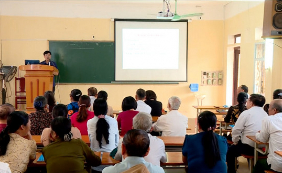 Hội Người cao tuổi tập huấn truyền th&ocirc;ng về c&ocirc;ng t&aacute;c chăm s&oacute;c sức khỏe