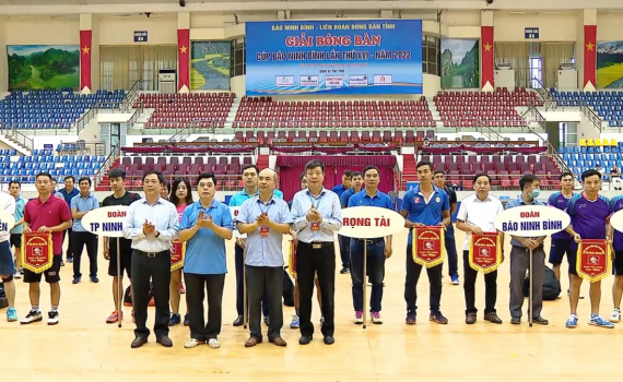Giải b&oacute;ng b&agrave;n c&uacute;p B&aacute;o Ninh B&igrave;nh năm 2022