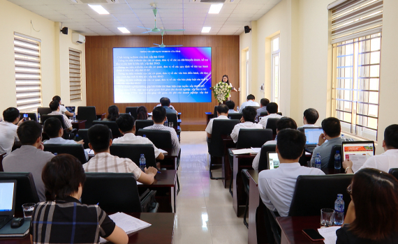Triển khai kế hoạch truyền th&ocirc;ng n&acirc;ng cao chỉ số năng lực cạnh tranh cấp tỉnh
