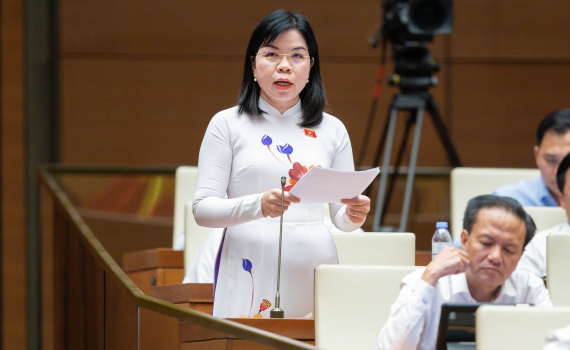 Chậm ho&agrave;n thiện thể chế sẽ l&atilde;ng ph&iacute; nhiều cơ hội ph&aacute;t triển
