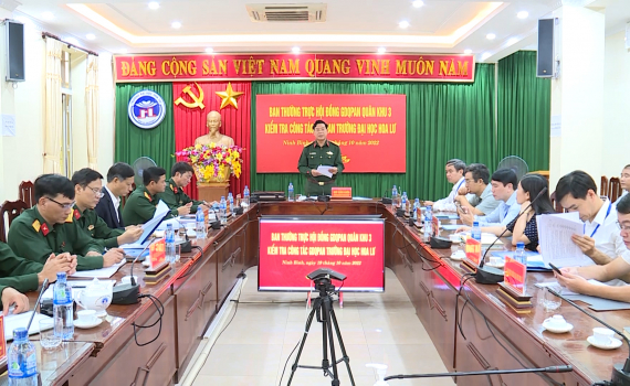 Kiểm tra c&ocirc;ng t&aacute;c gi&aacute;o dục quốc ph&ograve;ng v&agrave; an ninh tại Trường Đại học Hoa Lư