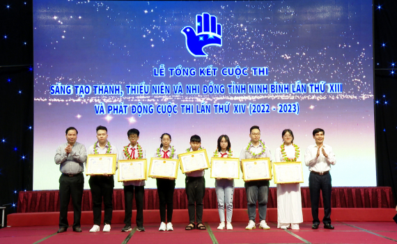 Tổng kết, trao giải Cuộc thi S&aacute;ng tạo thanh, thiếu ni&ecirc;n v&agrave; nhi đồng lần thứ XIII