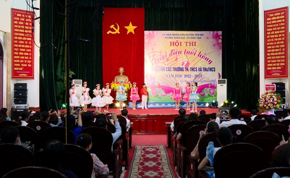 Hội thi &ldquo;Giai điệu tuổi hồng&rdquo; huyện Y&ecirc;n M&ocirc;