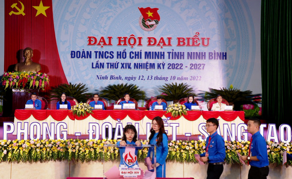 Đại hội đại biểu Đo&agrave;n TNCS Hồ Ch&iacute; Minh tỉnh lần thứ XIV, nhiệm kỳ 2022-2027 tiến h&agrave;nh phi&ecirc;n l&agrave;m việc thứ nhất