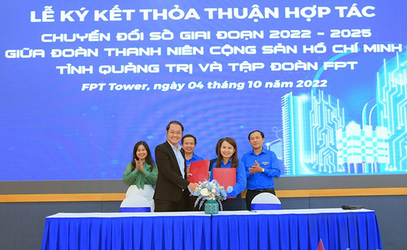 Đẩy mạnh vai tr&ograve; xung k&iacute;ch của đo&agrave;n vi&ecirc;n, thanh ni&ecirc;n trong chuyển đổi số