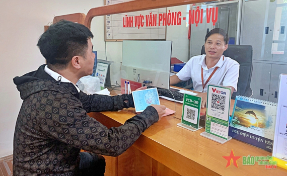 N&acirc;ng chất lượng nền h&agrave;nh ch&iacute;nh phục vụ từ chuyển đổi số