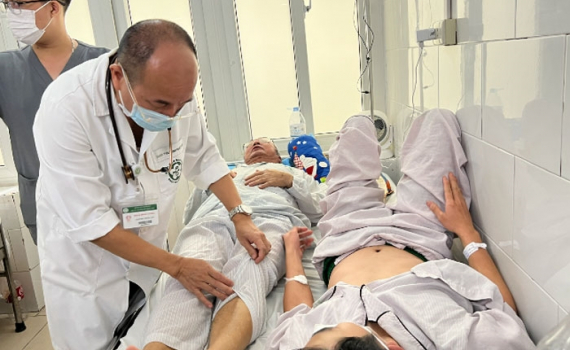 Sốt xuất huyết c&ograve;n diễn biến phức tạp