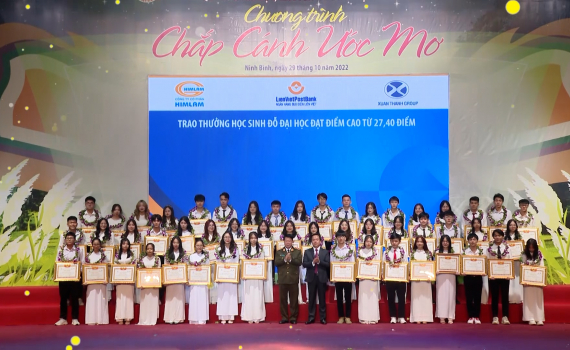 Quỹ Khuyến học, khuyến t&agrave;i Đinh Bộ Lĩnh - Nơi chắp c&aacute;nh những ước mơ